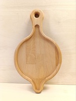 Доска для подачи 350/270х200х20 мм с ручкой 80 мм, с углублением в виде хачарури, бук