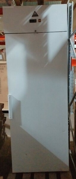 Шкаф холодильный с глухой дверью R0,5-S БУ ARKTO 0…+6°С 500 глухая Шкаф холодильный с глухой дверью R0,5-S БУ ARKTO 0…+6°С 500 глухая